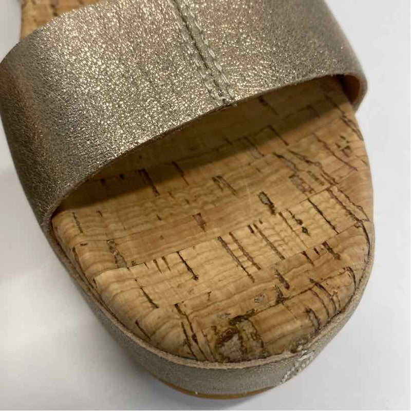 Kork-Ease Size 8 Women's Gold Shimmer Strappy Sandals