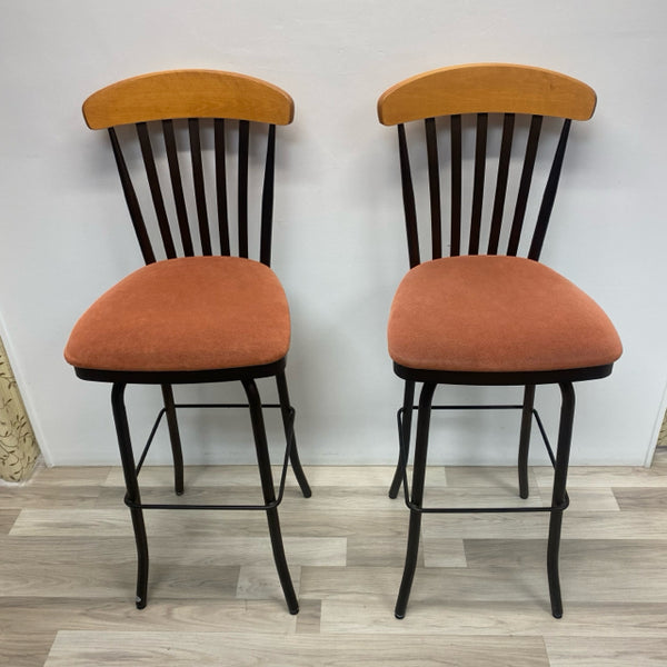 Amisco Swivel Coral- Black Metal-Wood Bar Height Stool