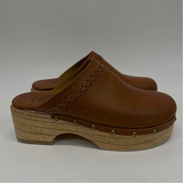 ELF Size 6.5 Women's Caramel Solid Clog Shoes