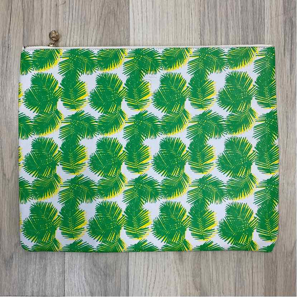 OTG 247 # 8 Green-White Pouch-Bag