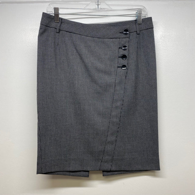 Vodka & Lemon Women's Size 10-40 Gray Houndstooth Faux Wrap Skirt