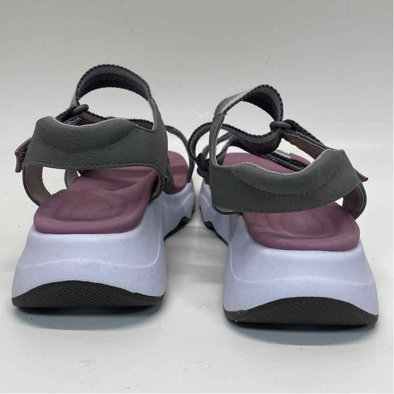 Aetrex Size 7.5-8 Women's Gray Stripe Strappy Sandals