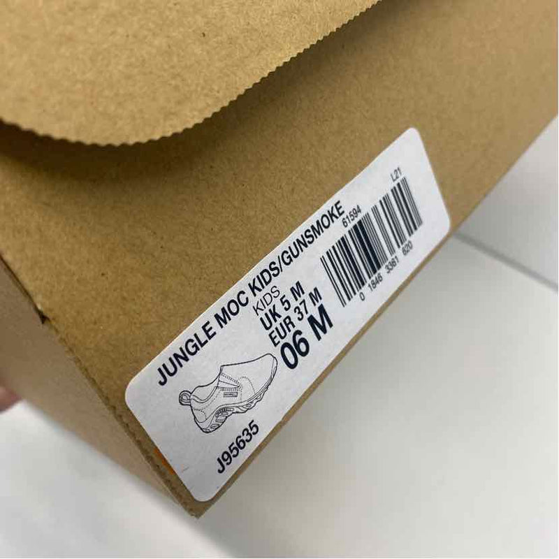Merrell Jungle Moc Kids Size 6 Unisex Gray Solid Pull On Shoes