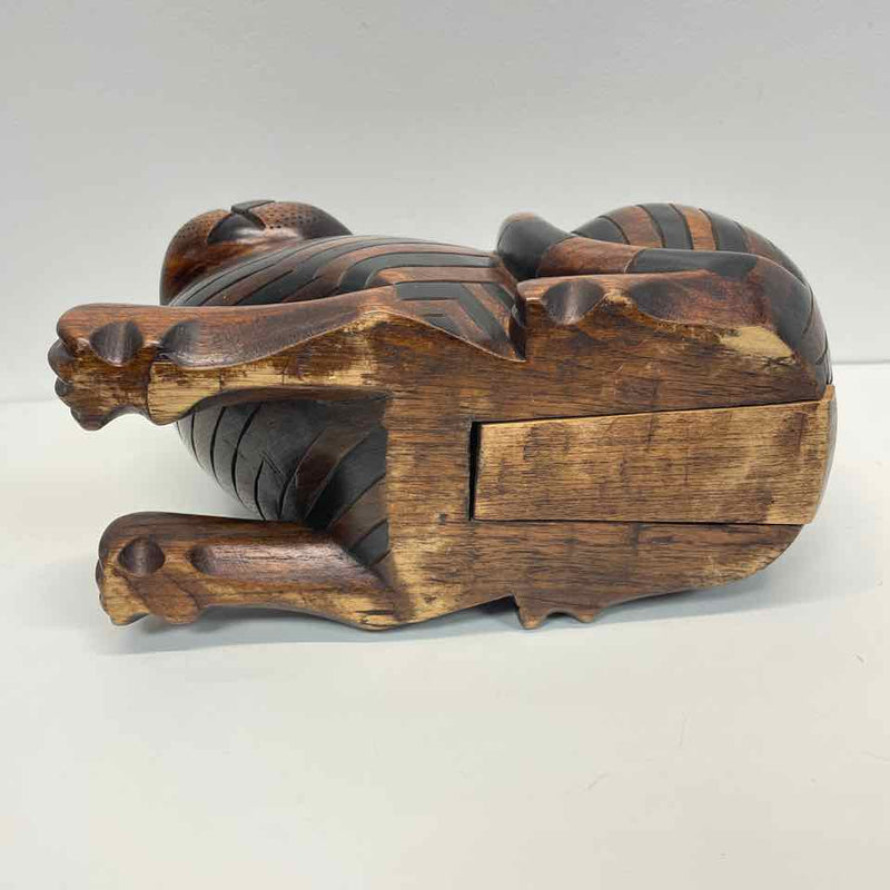 Cat figurine Anglo- indian Hand-carved mahogany. with hidden compartment