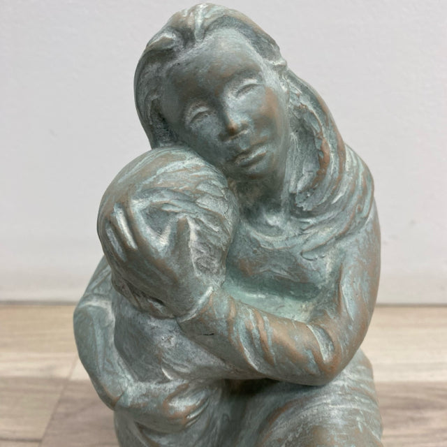 Concrete Sculpture Isabel Bloom. " Comfort"