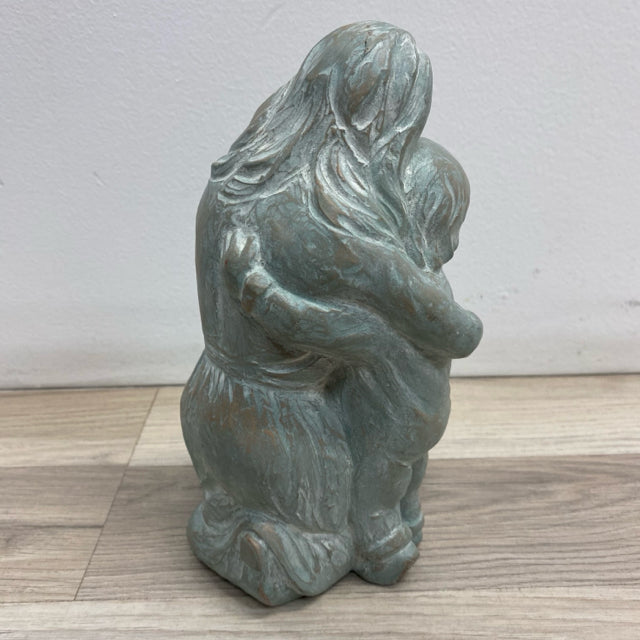 Concrete Sculpture Isabel Bloom. " Comfort"