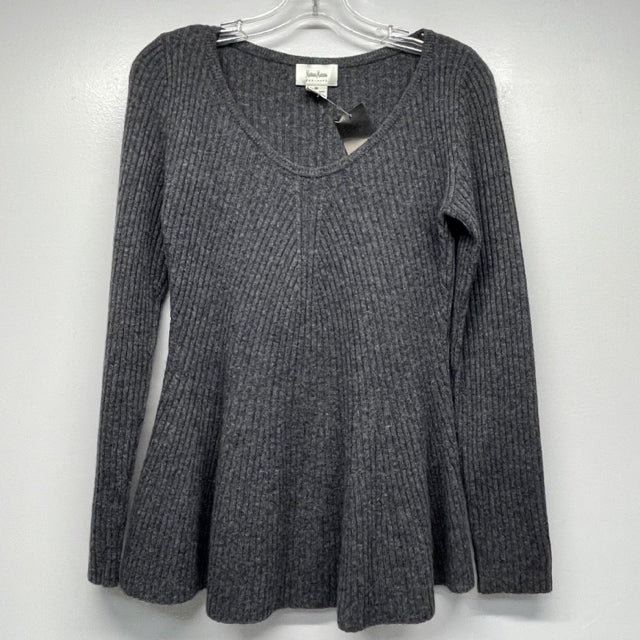 Neiman Marcus Size M Women's Gray Ribbed Sweater