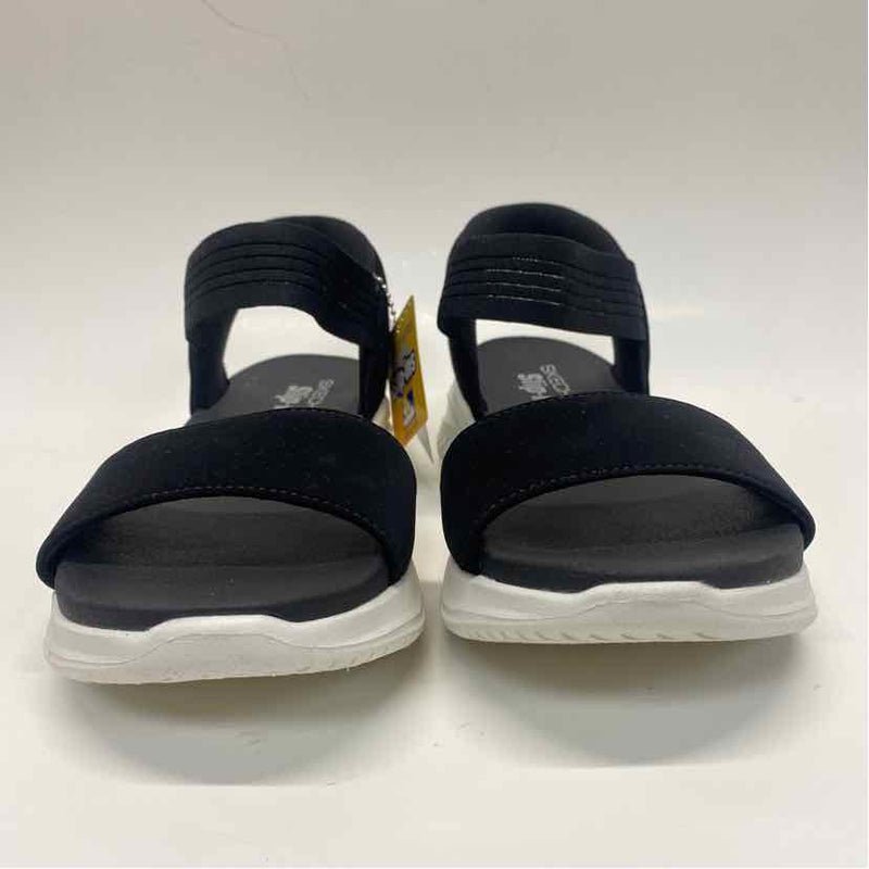 Skechers Size 7 Women's Black Solid Strappy Sandals