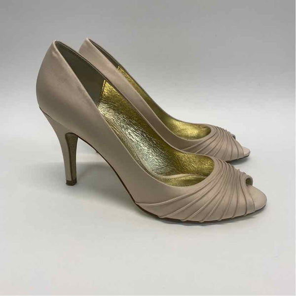 Adrianna Papell Size 9 Women's Beige Solid Open Toe Heels