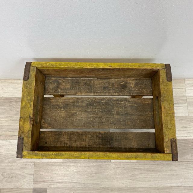 Vintage Coca Cola Wood Crate with Legs and 2 handles