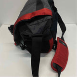 Eagle Creek Gray-Red Nylon Messenger Handbag
