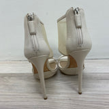 BCBG Maxazria Size 6 Solid Cream Heel Sandals