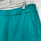 Nike Golf Size 4 Women's Green Solid Short Skort