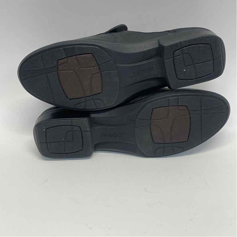Naot Size 38-7.5 Women's Black Solid Slide Flats