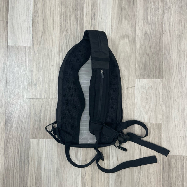 Merrell Black Nylon Solid Sling Bag Backpack