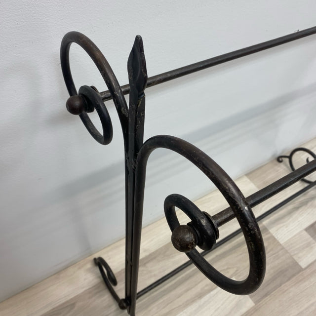 Brown Wrought Iron Quilt Rack