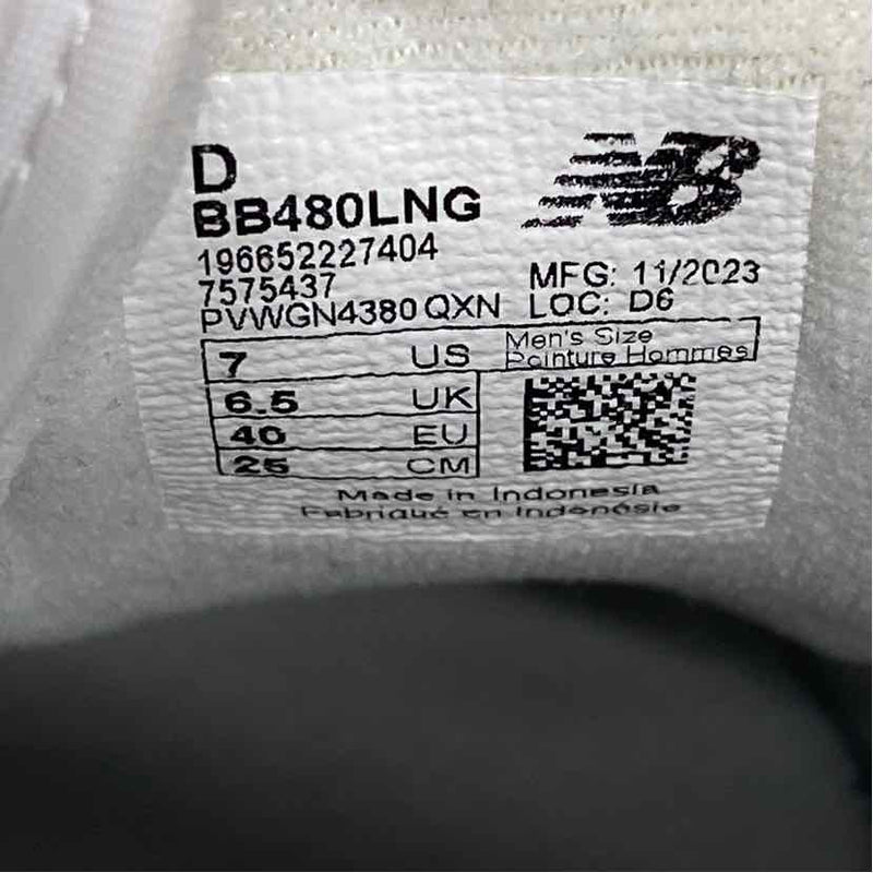 New Balance  Size 7 White-Black Leather Men's Men's Sneakers
