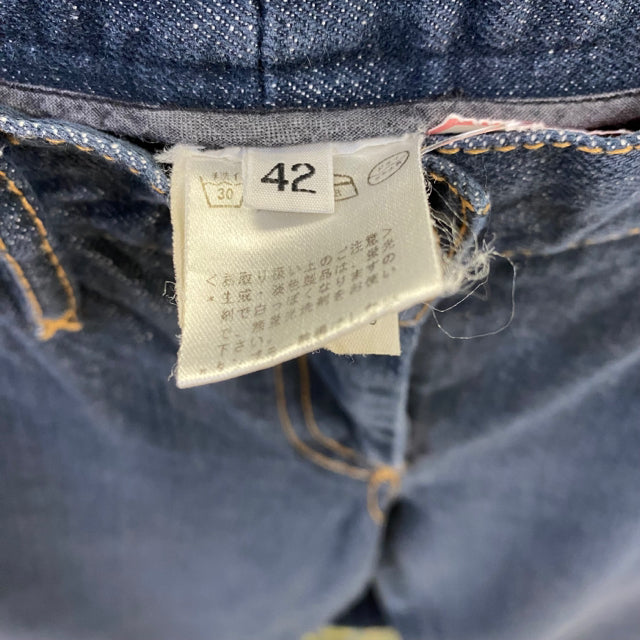 CAPRI denim yellow stitches
