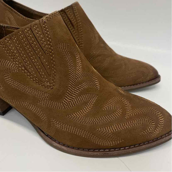 Dolce Vita Size 8.5 Women's Tan Embroidered Pointed Toe Booties