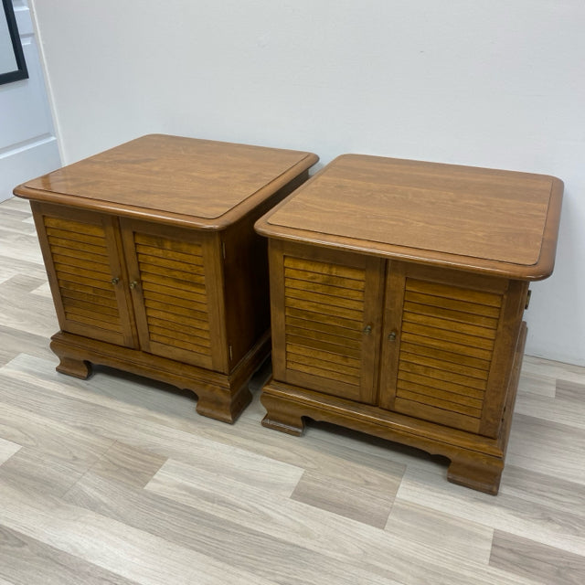 Ethan Allen Heirloom Nutmeg Maple 23" Square Record Cabinet