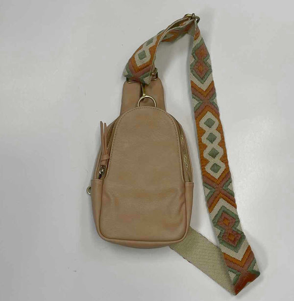Urban Originals Anthropologie Blush Solid Leather Handbag