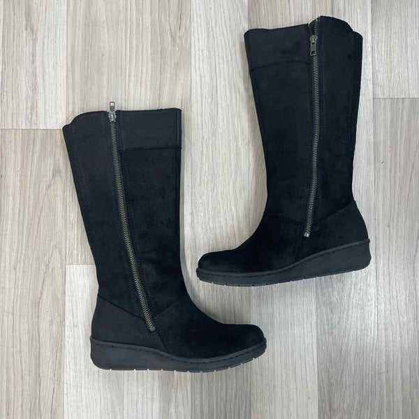 Born Size 7 Women's Black Distressed Tall Boots