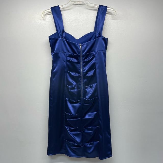 Morgan & Co. Size M Women's Blue Solid Wide Straps Cocktail Dress