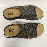 Kuru Size 8 Women's Black-Tan Tweed Slip On Sandals