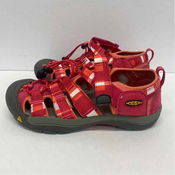 Keen Size 5 Junior Pink Color Block Strappy Sandals