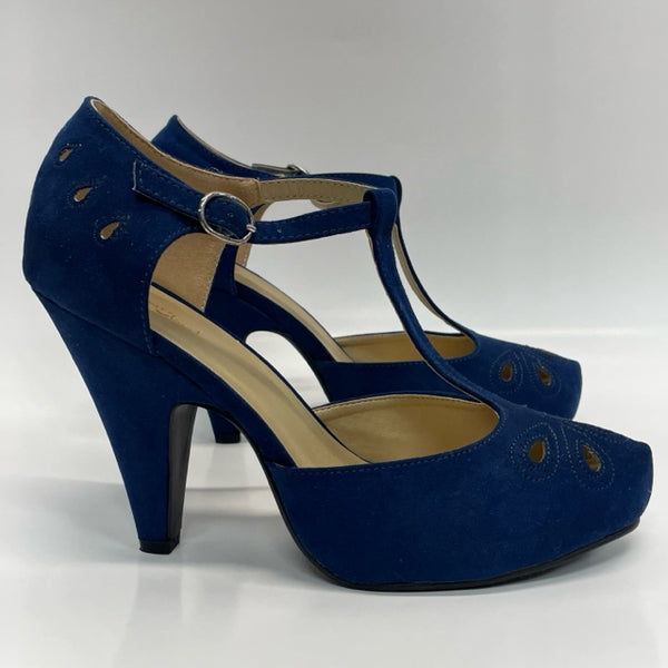 Graham Street Shoe Co Size 10 Women's Blue Cut Out Heel Shoes