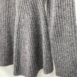 Neiman Marcus Size M Women's Gray Ribbed Sweater