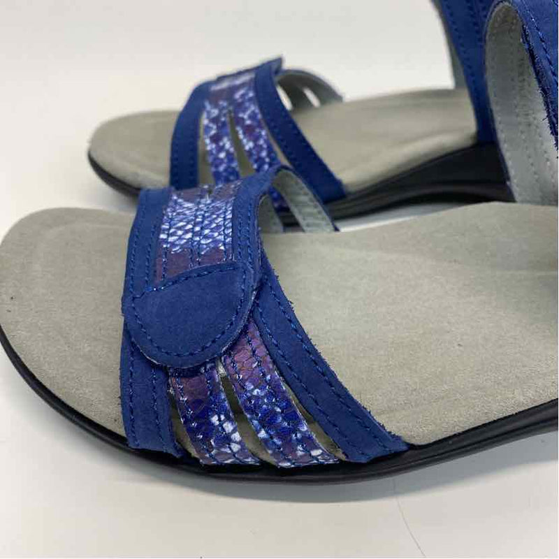 Abeo Size 7.5 Women's Blue-White Pattern Strappy Sandals