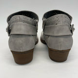 Not Rated Size 7.5 Women's Gray Distressed Ankle Booties