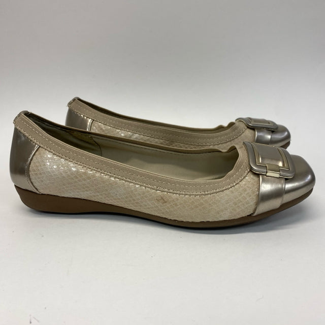 Anne Klein Size 7 Women's Beige Shimmer Ballet Flats Shoes