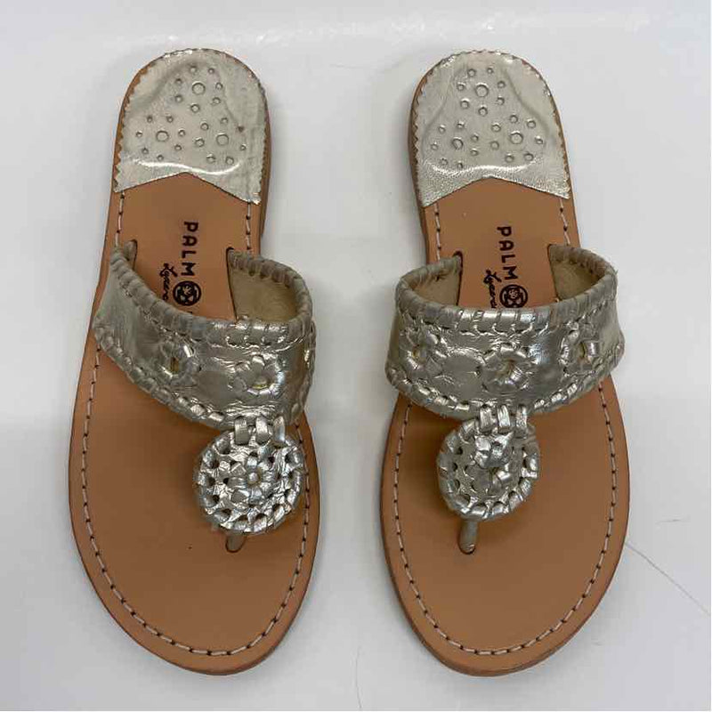 Palm Beach Size 7.5 Women's Gold Solid Camel Toe Sandals