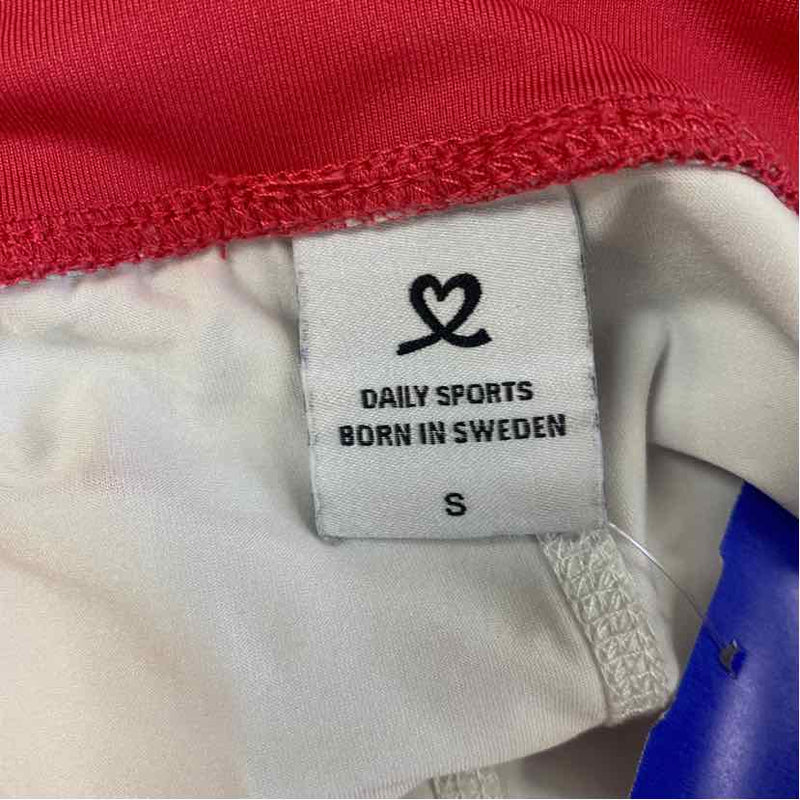 Daily Sports Size S Women's Coral-Multi Pattern Pull On Skort