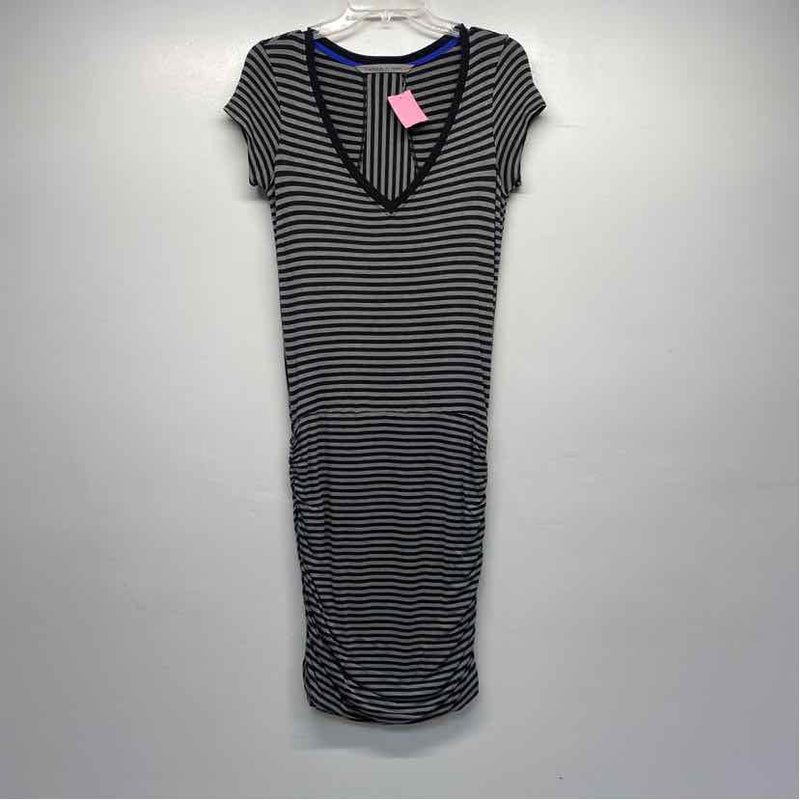 athleta shirt dress Athleta Size XS Women's Gray Stripe T-Shirt Dress – Treasures Upscale  Consignment