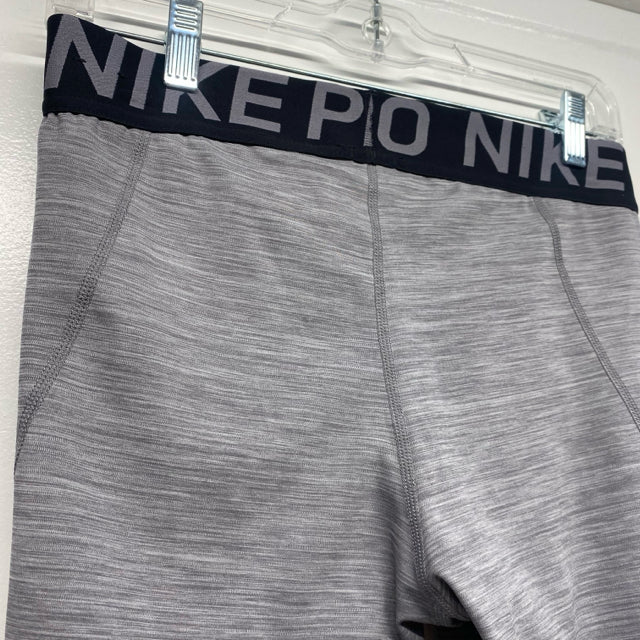 Nike Pro Size L Women's Gray Tweed Capri Activewear Pants