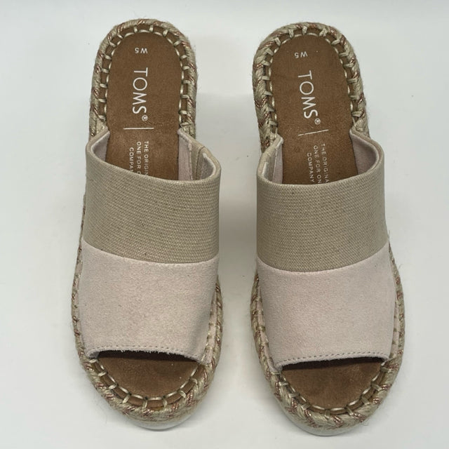 Toms Size 5 Women's Beige Color Block Wedge Shoes