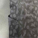 Lululemon Size 4 Women's Black-Gray Pattern Capri Leggings Activewear Pants