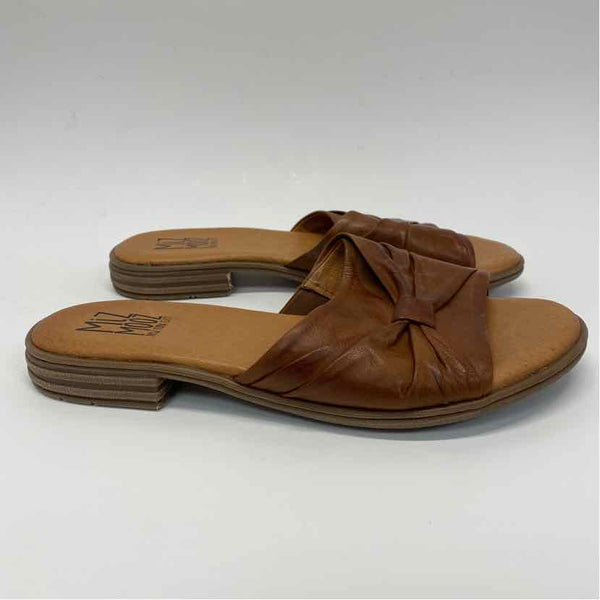 Miz Mooz Size 37-6.5 Women's Brown Solid Slide Sandals
