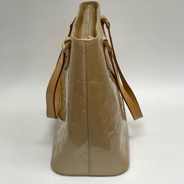 Louis Vuitton Beige Patent Leather Signature Shoulder Handbag