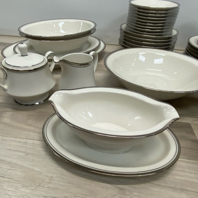 Noritake Ivory China Dinnerware