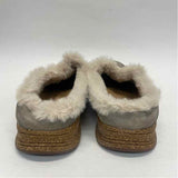 Taos Size 8 Women's Gray Solid Shearling Shoes