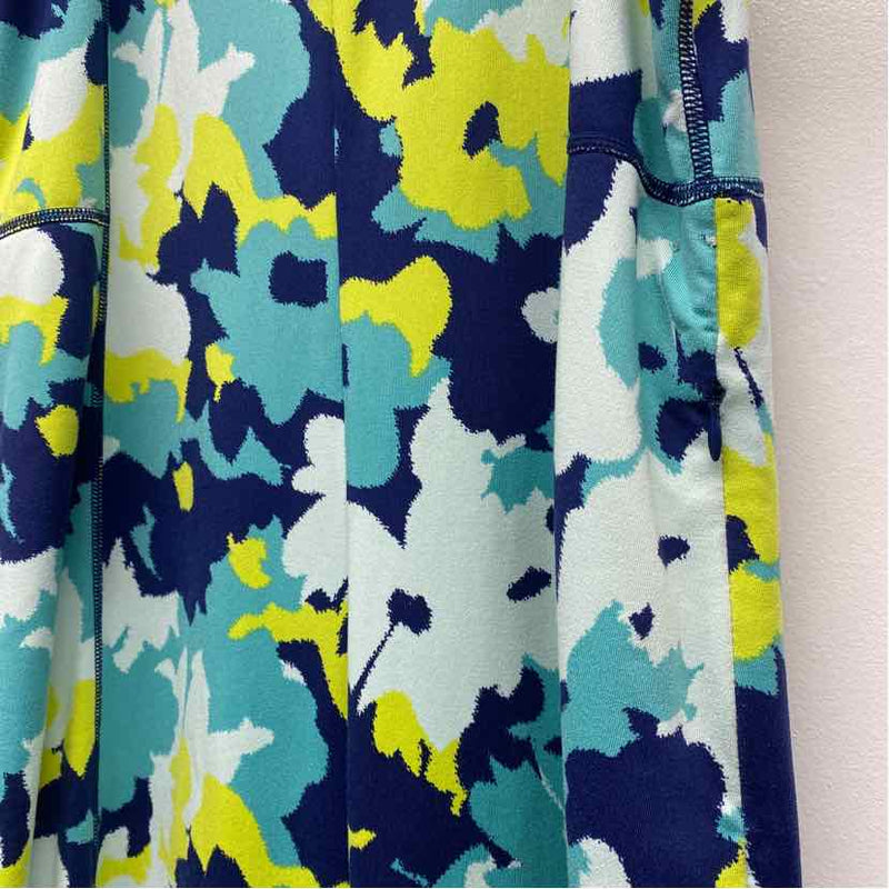 Title Nine Size M Women's Blue-Multi Pattern Sleeveless Shift Dress