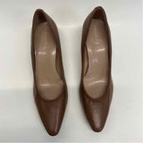 Tahari Size 8.5 Women's Brown Solid Kitten Heel Shoes