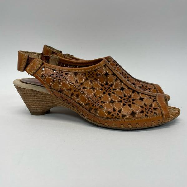 Pikolinos Size 37-7 Women's Brown Cut Out Heel Shoes