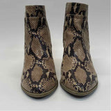 Anne Klein Size 7.5 Women's Beige-Brown Animal Print Ankle Booties