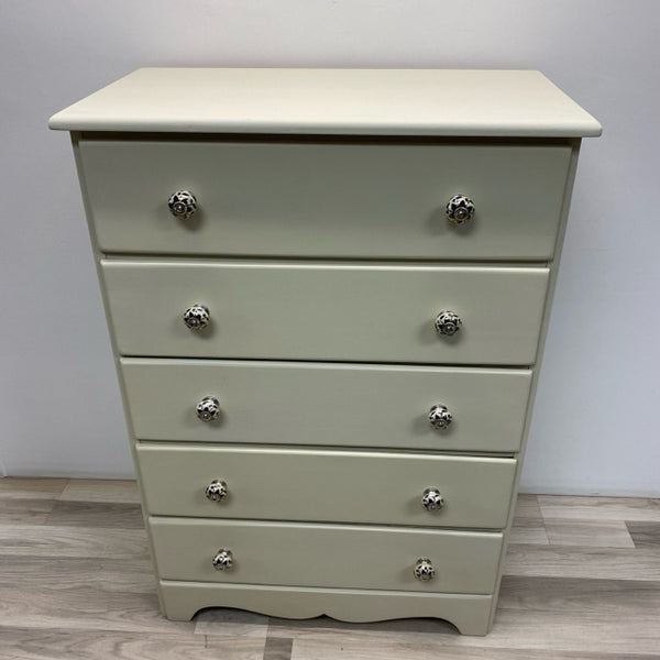 Thayer White Wood Solid 5 Drawer Chest of Drawers