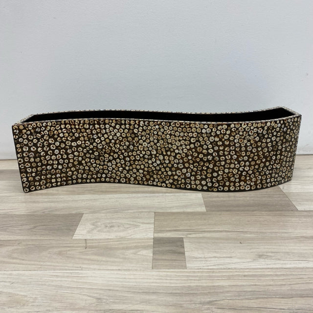 Brown-Tan Wood Centerpiece Curvy Container